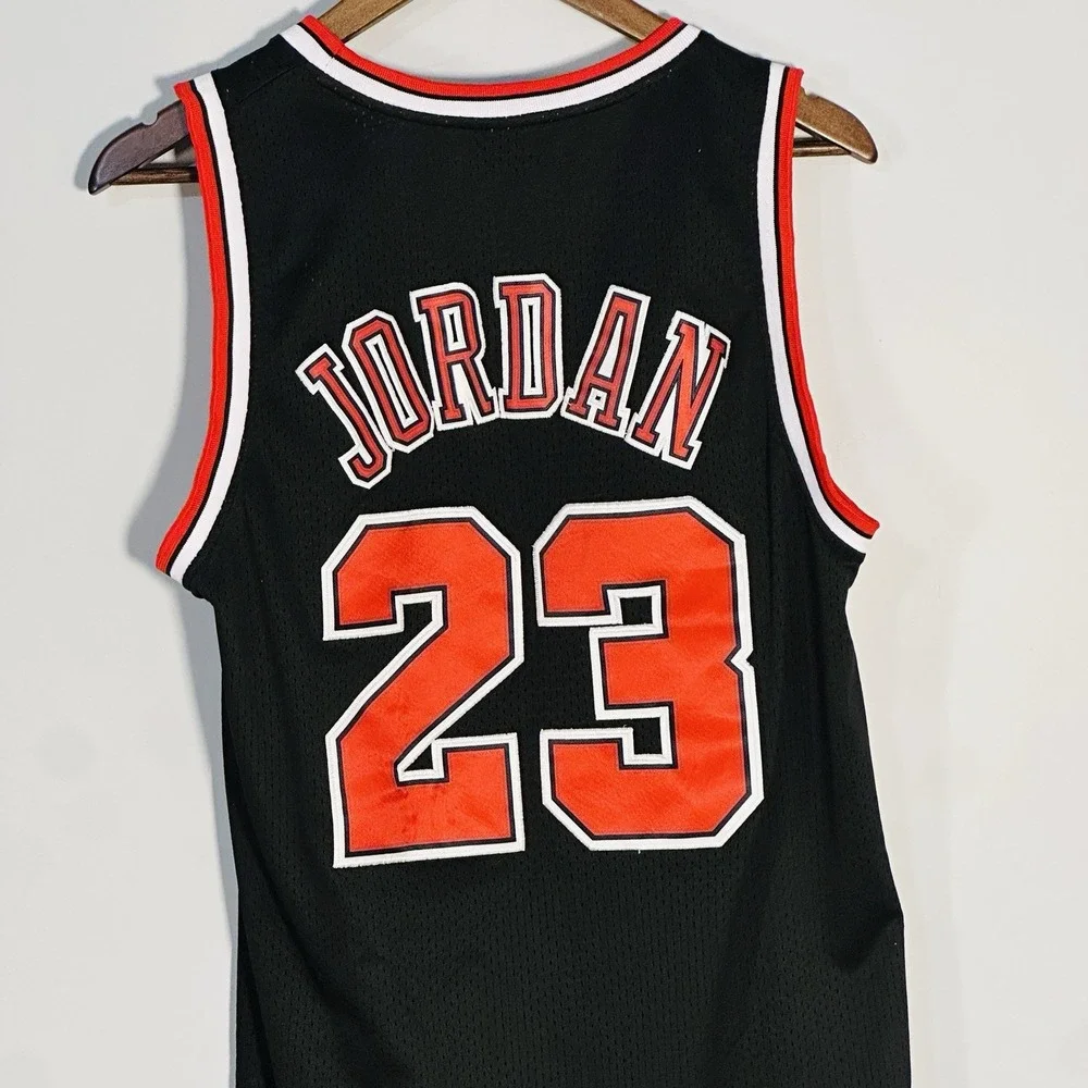 Vintage 90's Nike Chicago Bulls Jersey NBA Jordan #23 Men's Med EUC - Picture 6 of 8